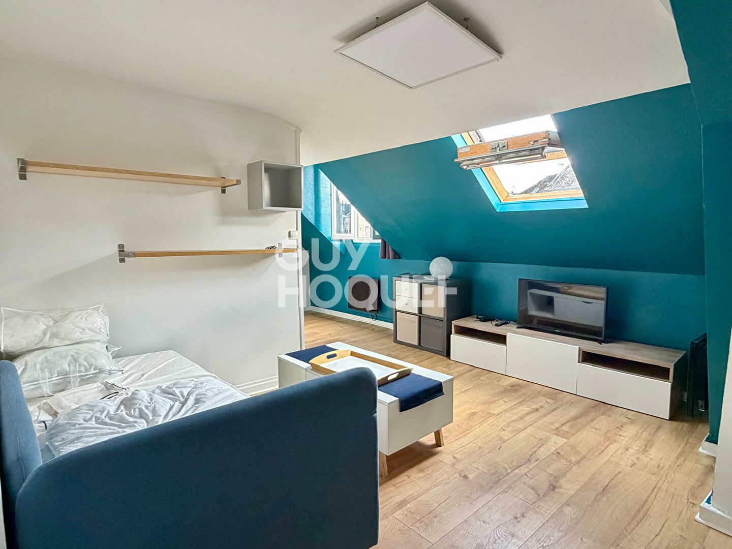 À louer Studio meublé 19 m²  Laon (ville haute)