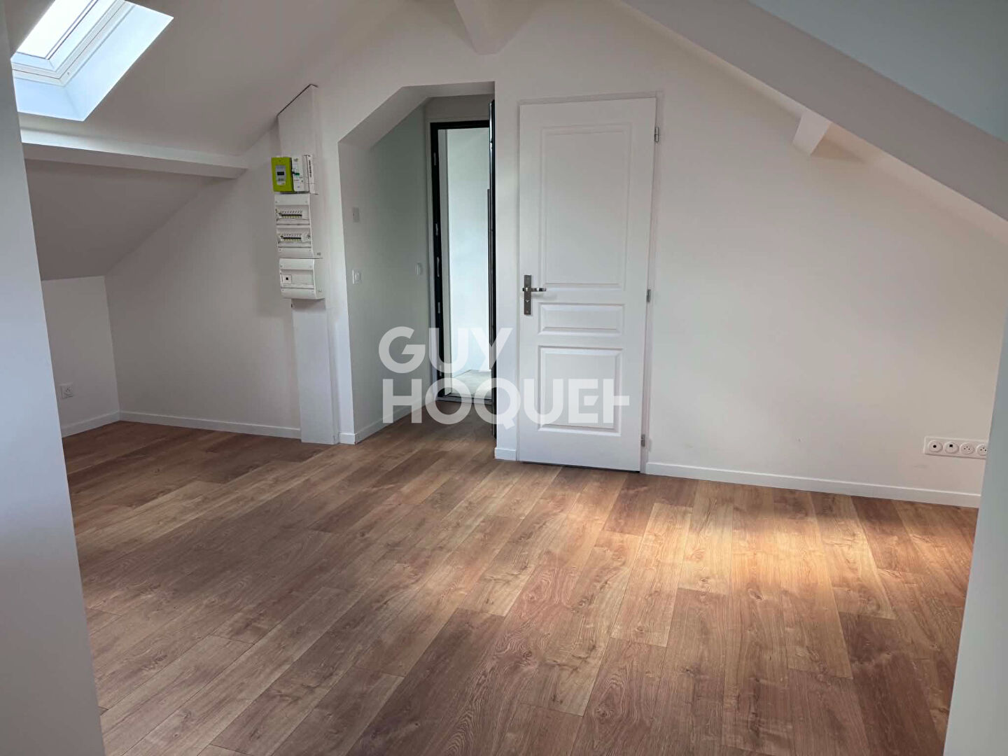 Appartement T1 à louer au dernier étage à Laon