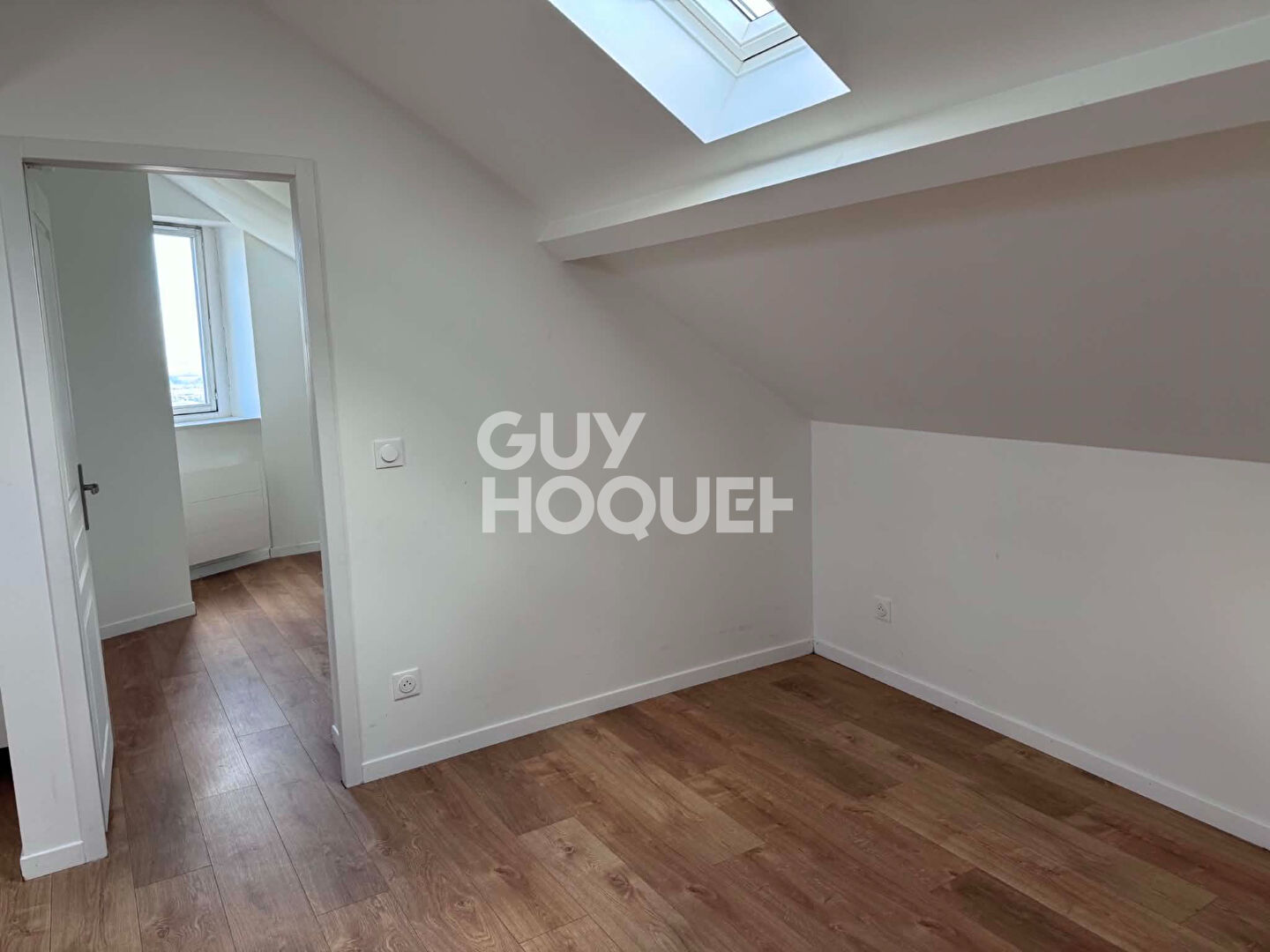 Appartement T1 à louer au dernier étage à Laon