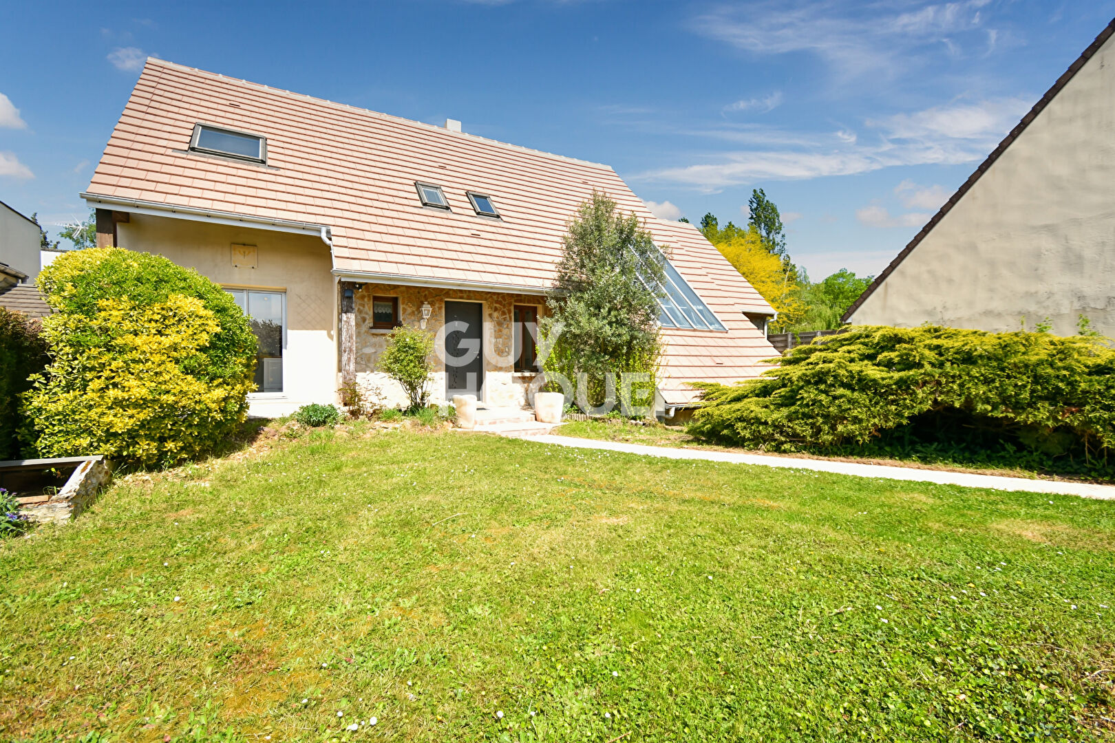 Propriété de charme avec écuries et piscine chauffée