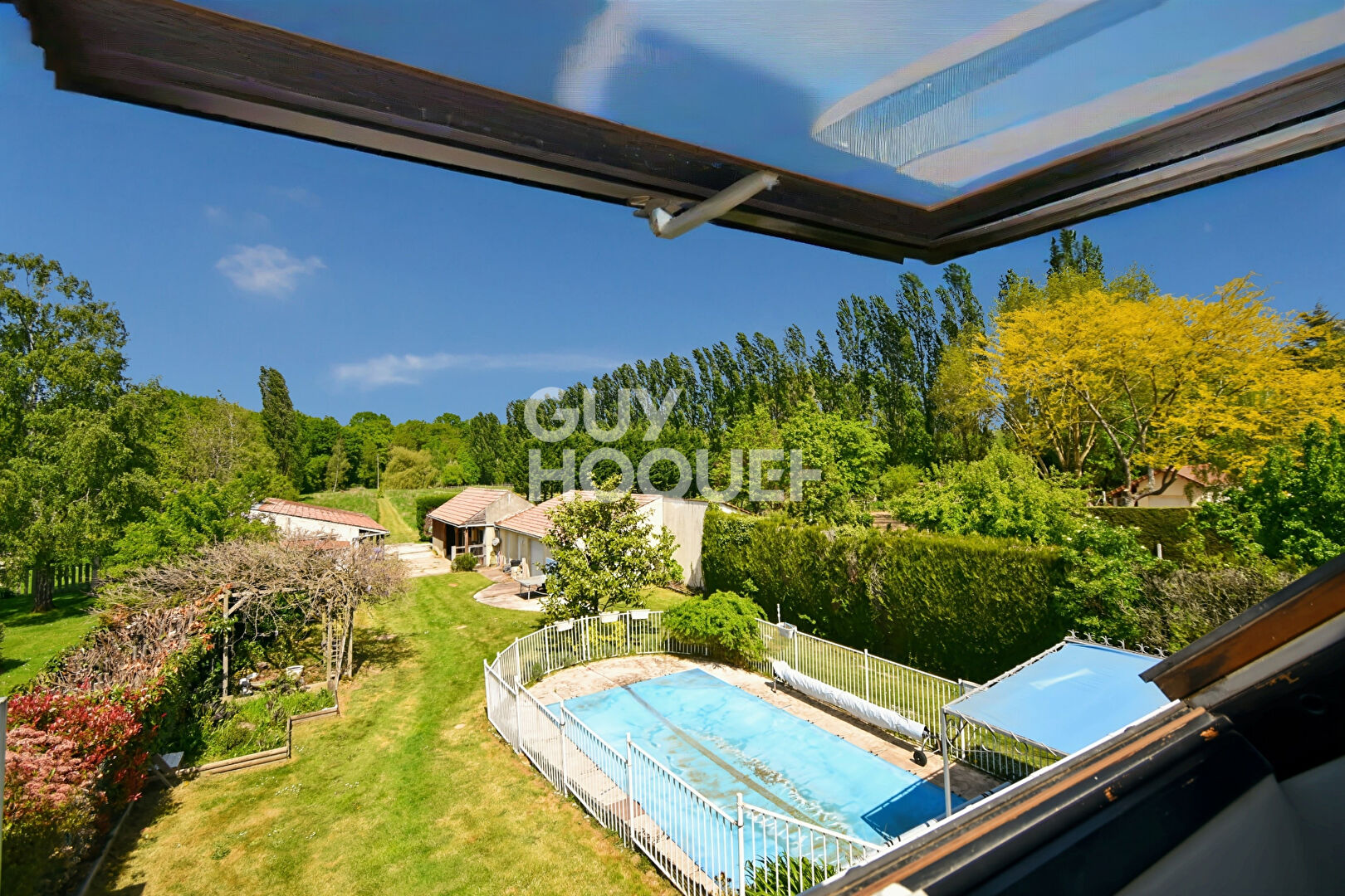 Propriété de charme avec écuries et piscine chauffée