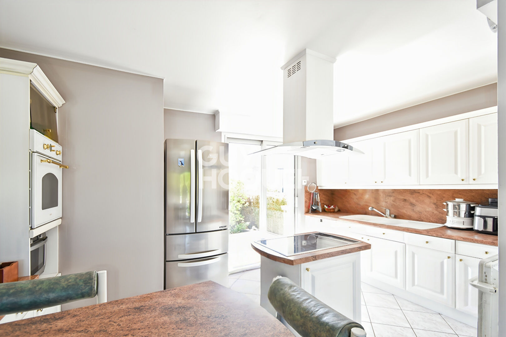 Propriété de charme avec écuries et piscine chauffée