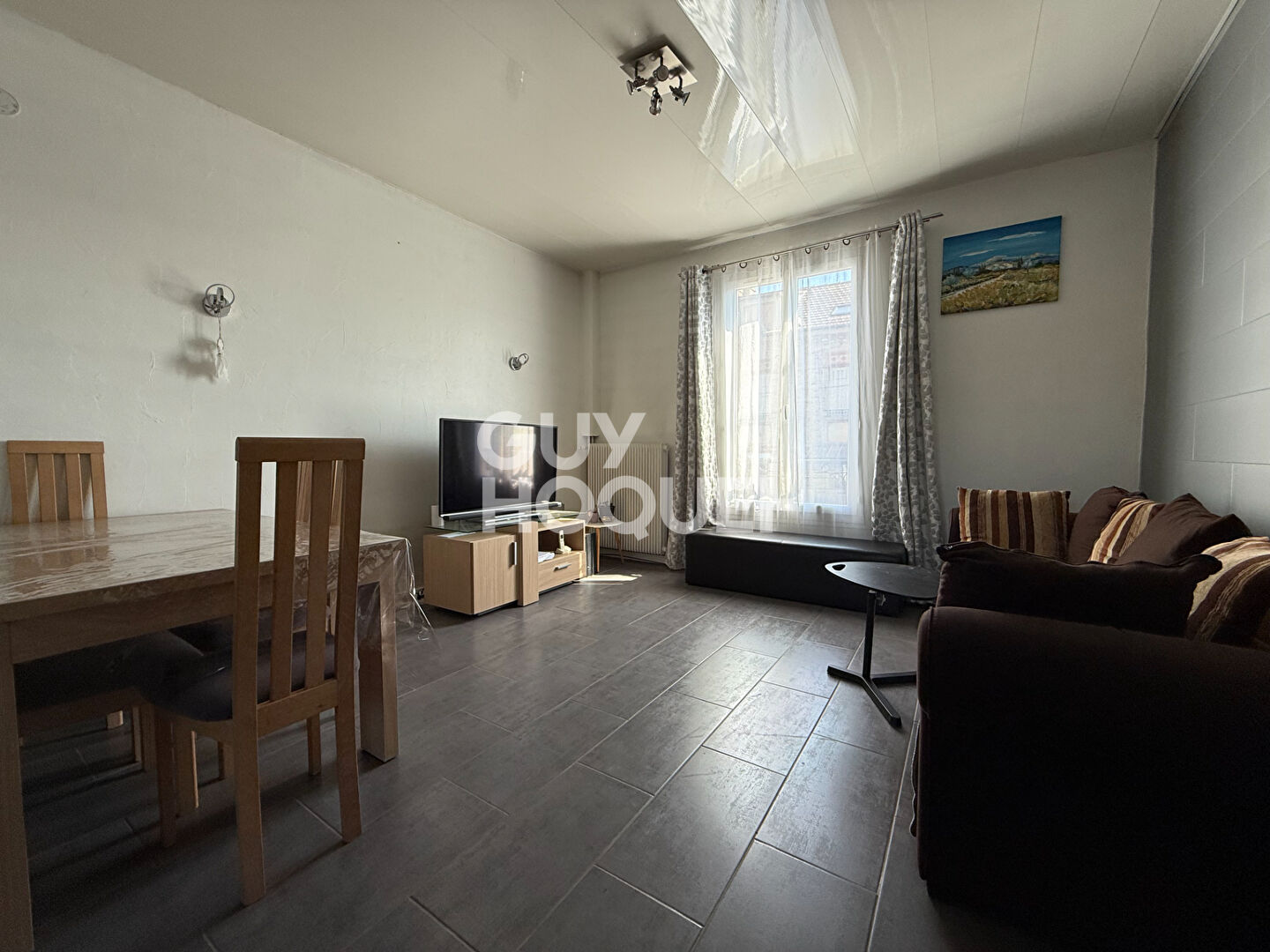 MAISON DE 3 CHAMBRES EN CENTRE VILLE