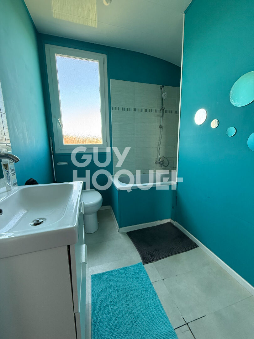 MAISON DE 3 CHAMBRES EN CENTRE VILLE