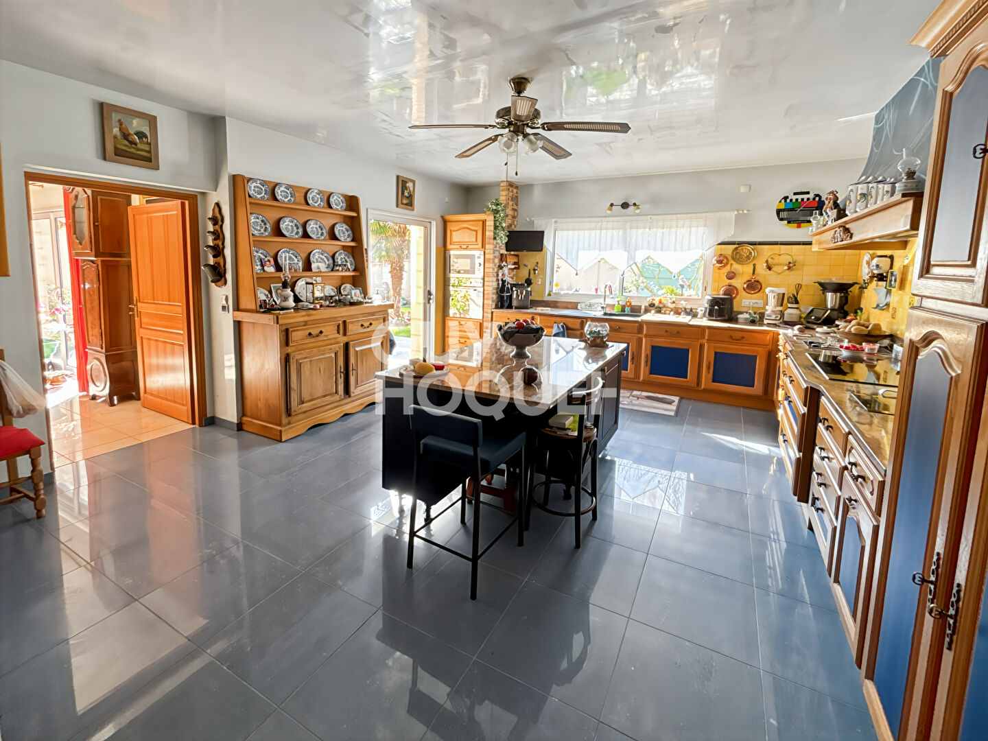 Maison spacieuse 8 pièces à vendre à Fontenay-Trésigny