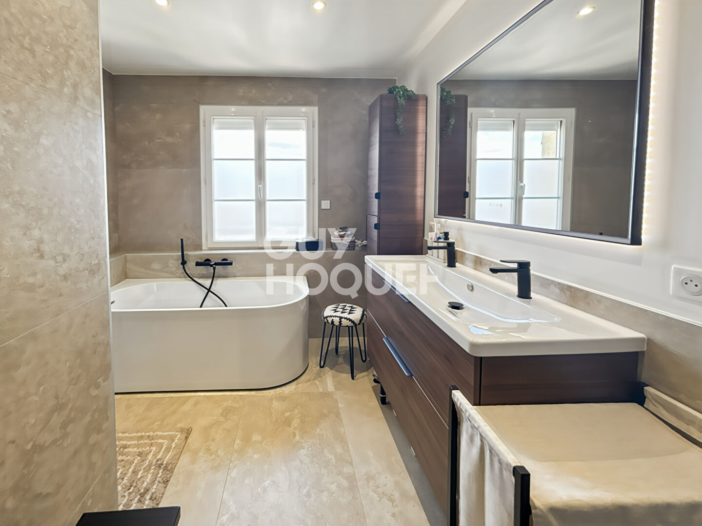 Maison contemporaine 6 pièces à vendre à Fontenay-Trésigny