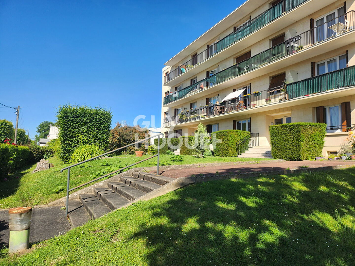 Vente : appartement 3 pièces (60 m²) à GRETZ ARMAINVILLIERS