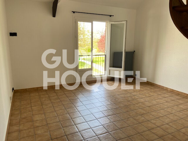 Appartement F4 sur OZOIR LA FERRIERE