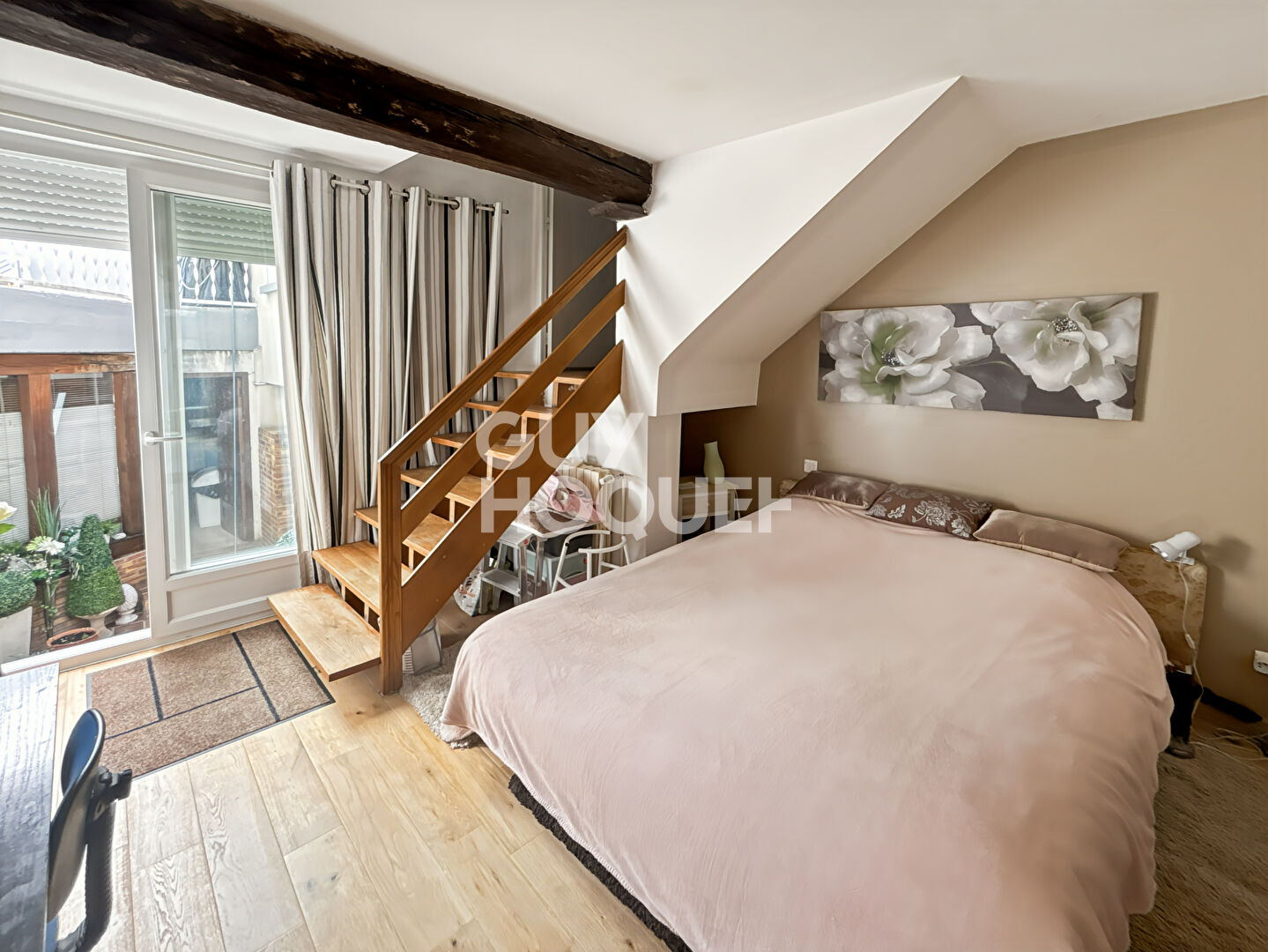 CHAUMES EN BRIE : maison 9 pièces à vendre