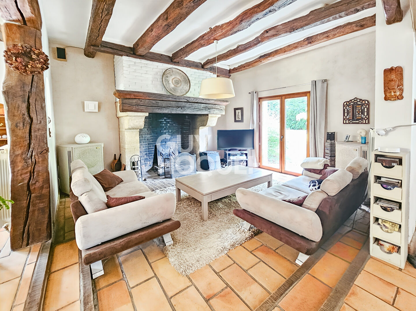 Pavillon à vendre à 5min de FONTENAY-TRESIGNY - 11 pièces, piscine et garage