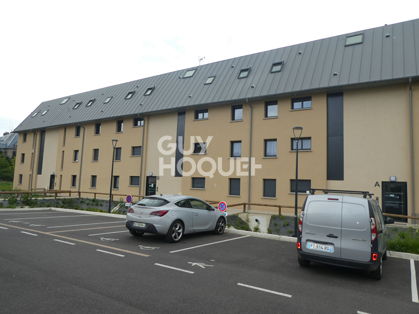 Appartement Fontenay Tresigny 3 pièce(s) 68 m2