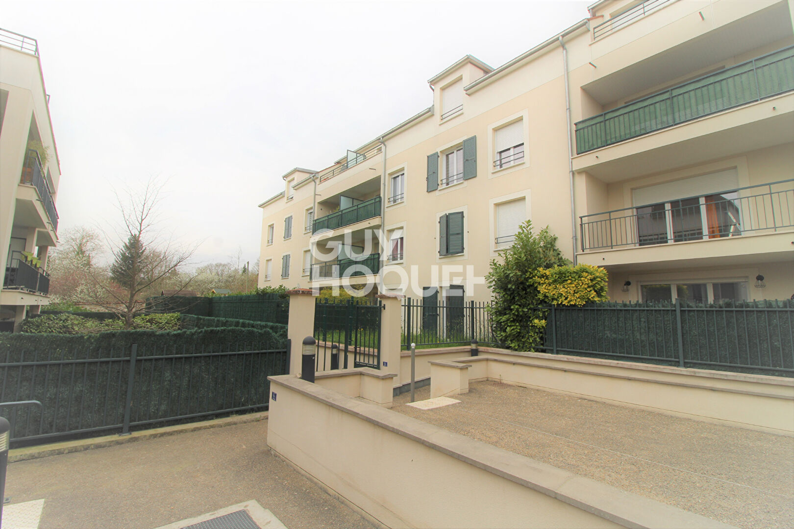 Appartement 3 pièces (62 m²) en location à CHAUMES EN BRIE