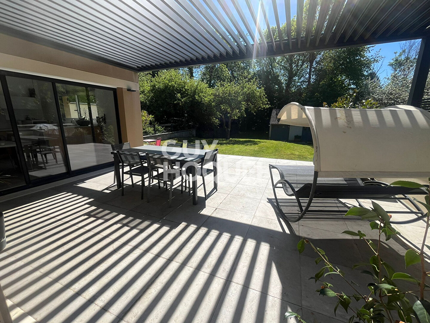 Maison contemporaine de 200 m² ?Prestations haut de gamme ? 5 chambres ? Sous-sol total ? Terrain de 1 190 m² ? Tournan-en-Brie