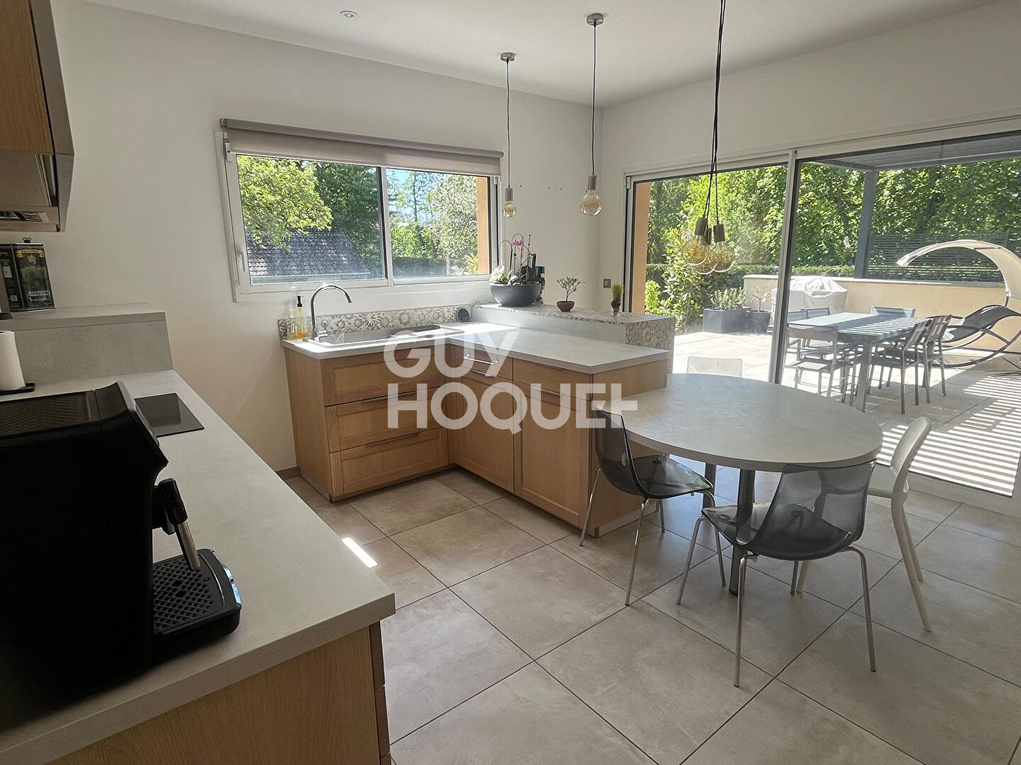 Maison contemporaine de 200 m² ?Prestations haut de gamme ? 5 chambres ? Sous-sol total ? Terrain de 1 190 m² ? Tournan-en-Brie