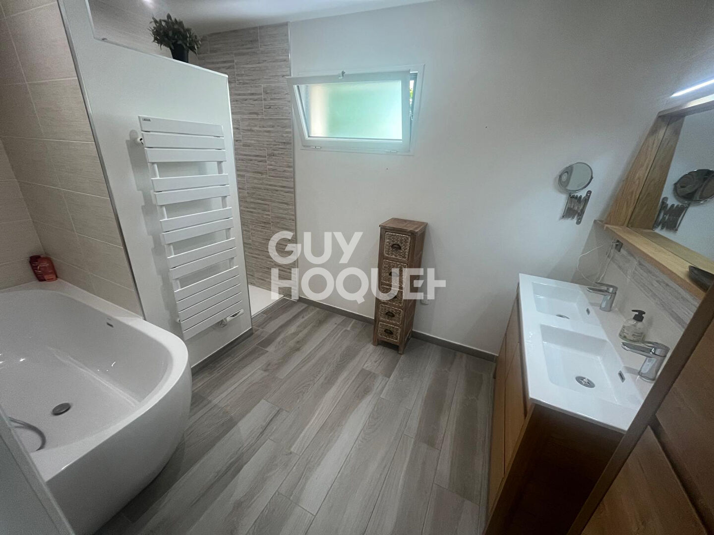 Maison contemporaine de 200 m² ?Prestations haut de gamme ? 5 chambres ? Sous-sol total ? Terrain de 1 190 m² ? Tournan-en-Brie