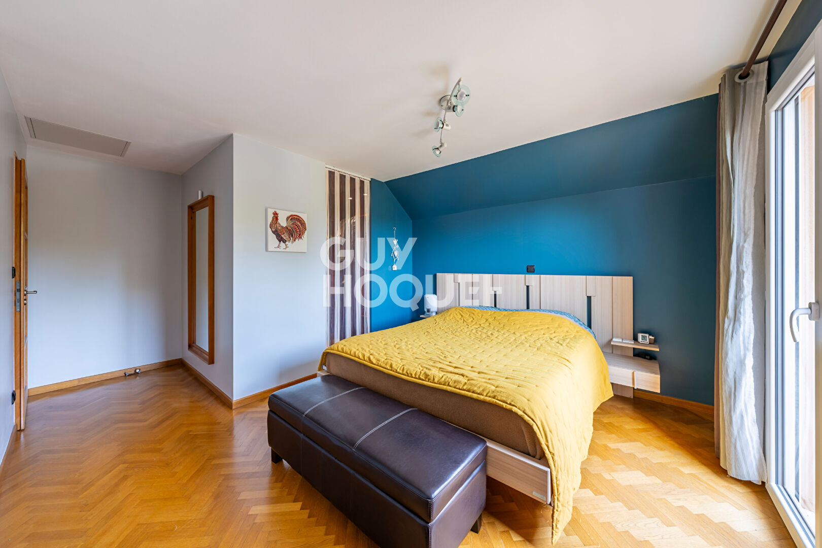 FAVIERES. MAISON FAMILIALE.