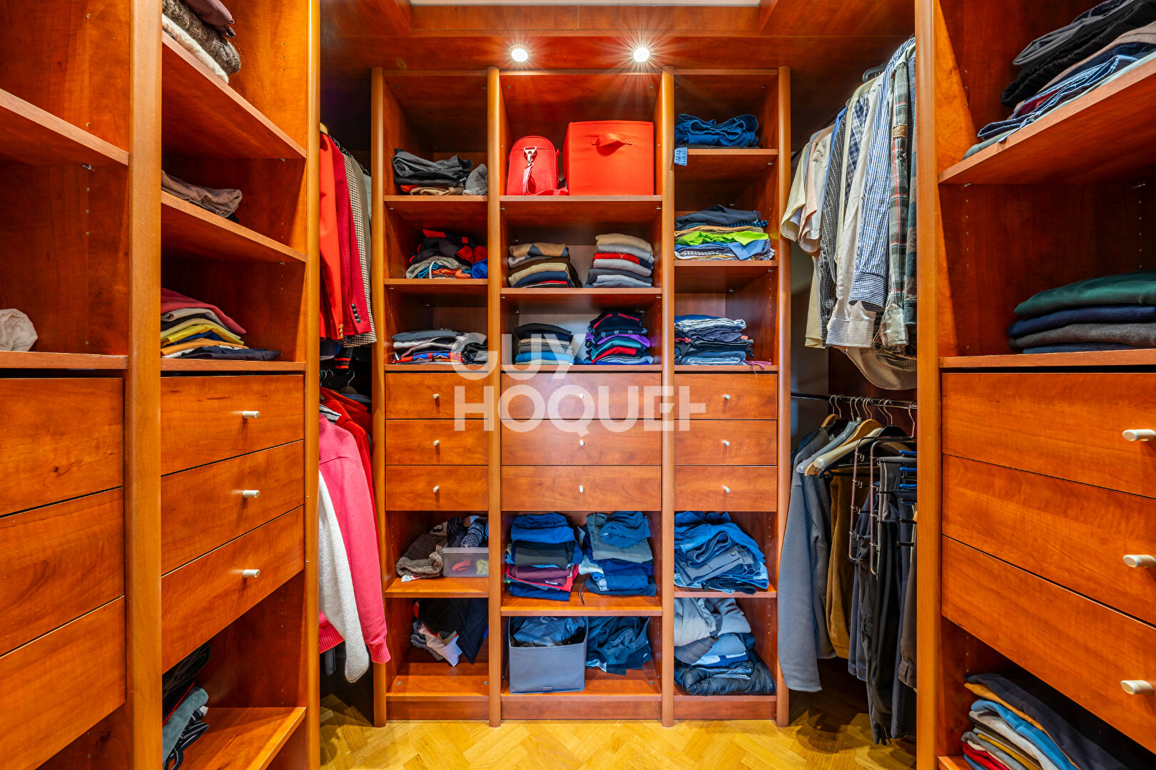 FAVIERES. MAISON FAMILIALE.