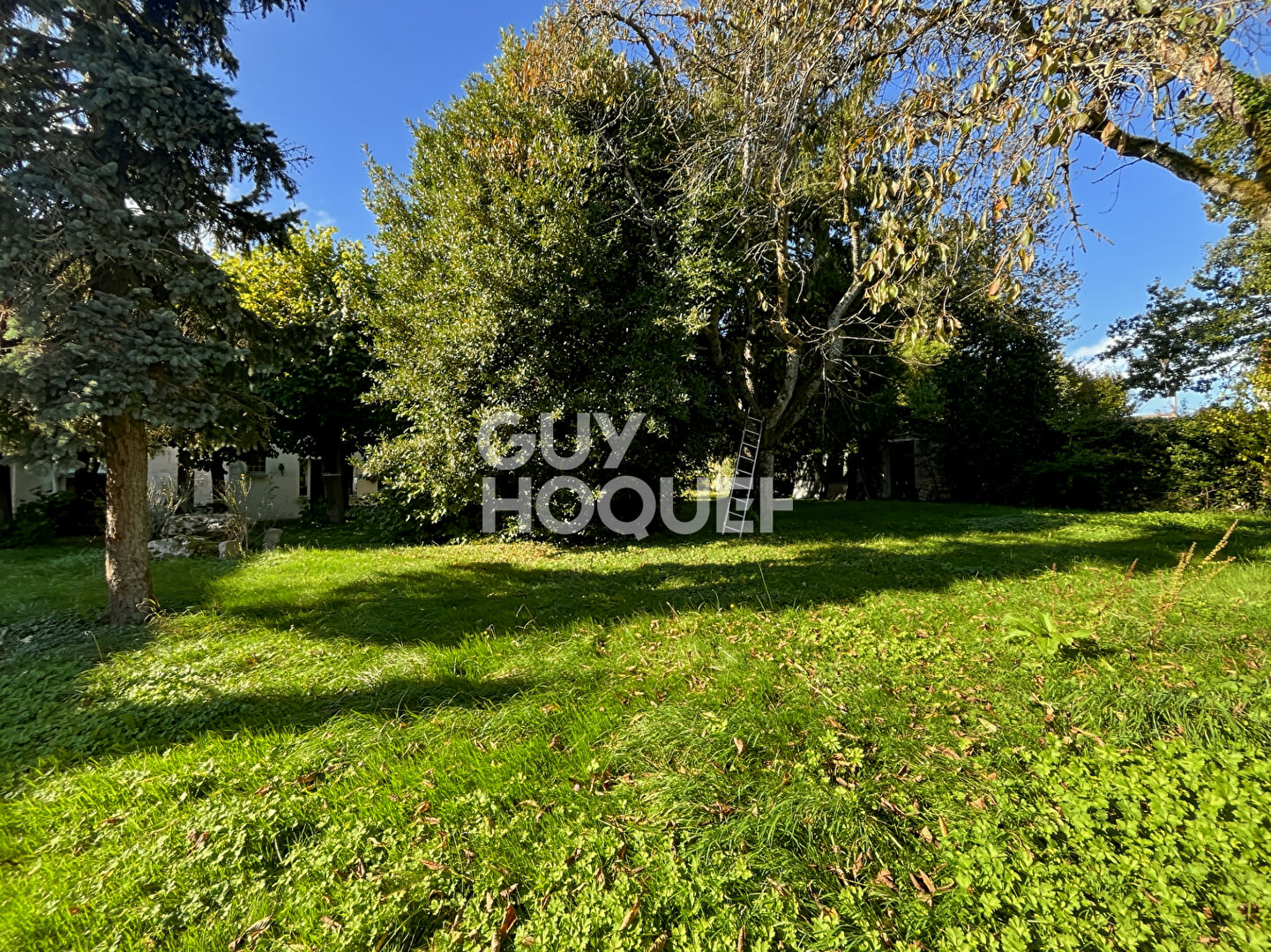 Ensemble immobilier !