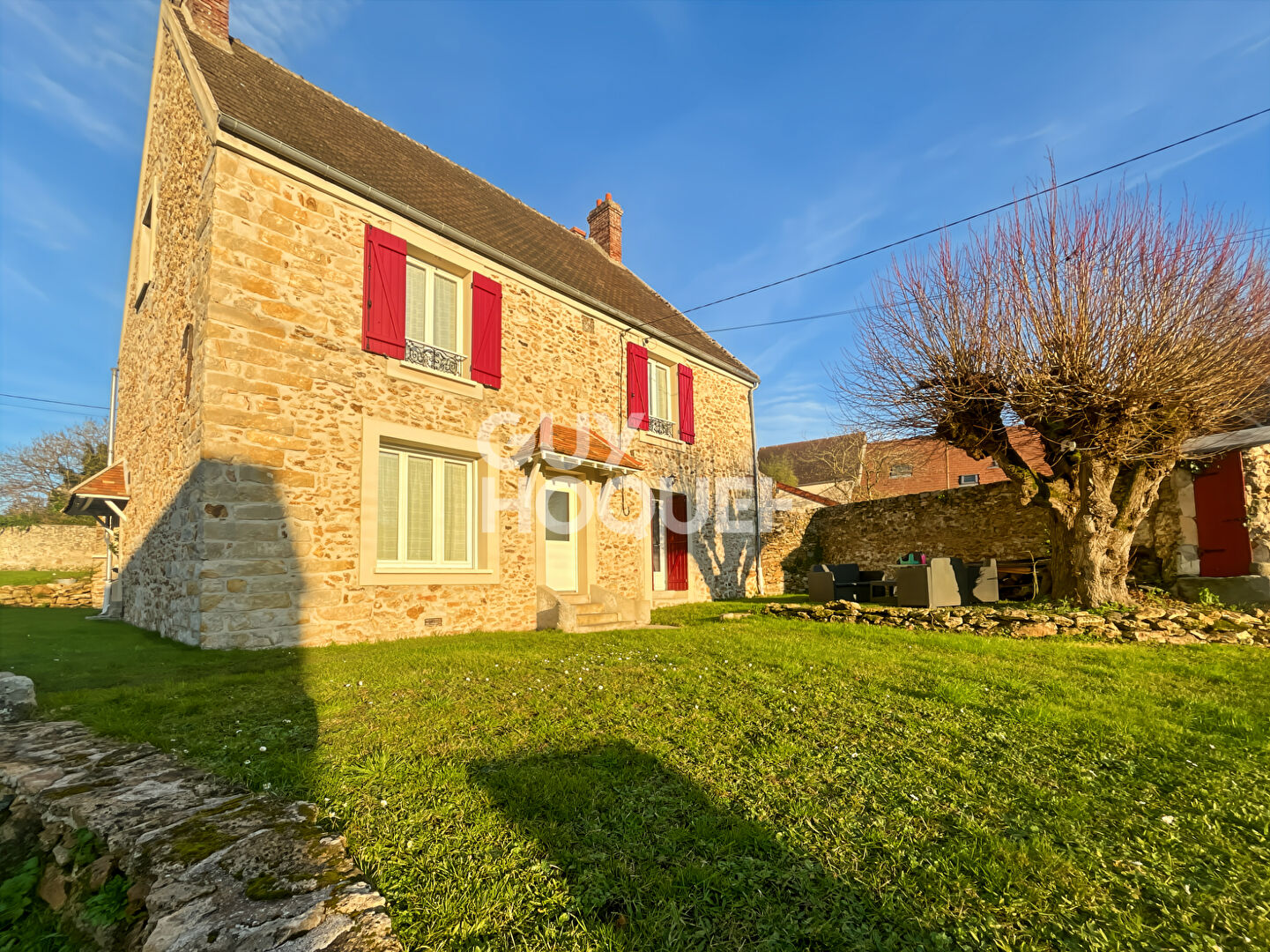 COURTOMER : maison T5 (133 m²) en vente