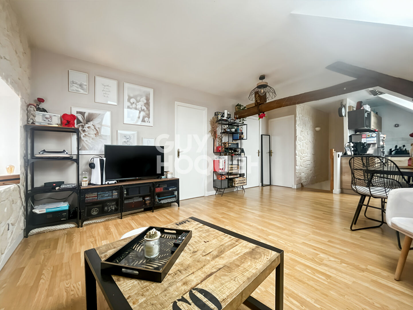 FONTENAY TRESIGNY : appartement F3 (44 m²) à vendre