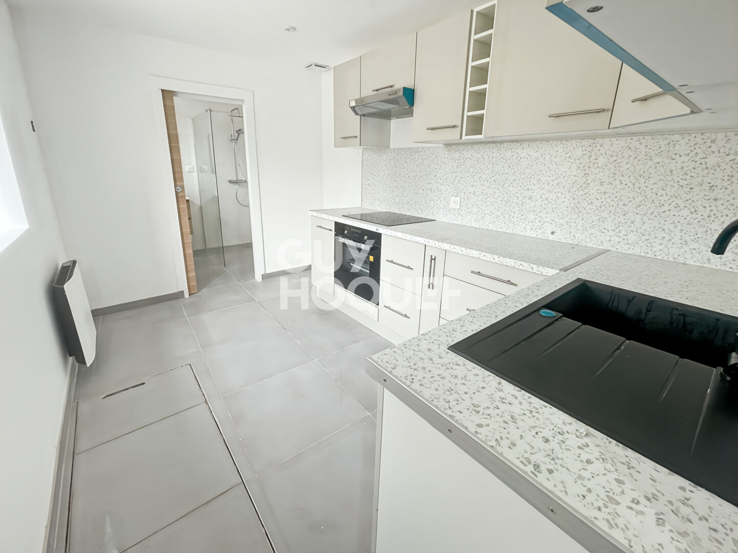 LOCATION d'une maison T4 (69 m²) à JOUY LE CHATEL