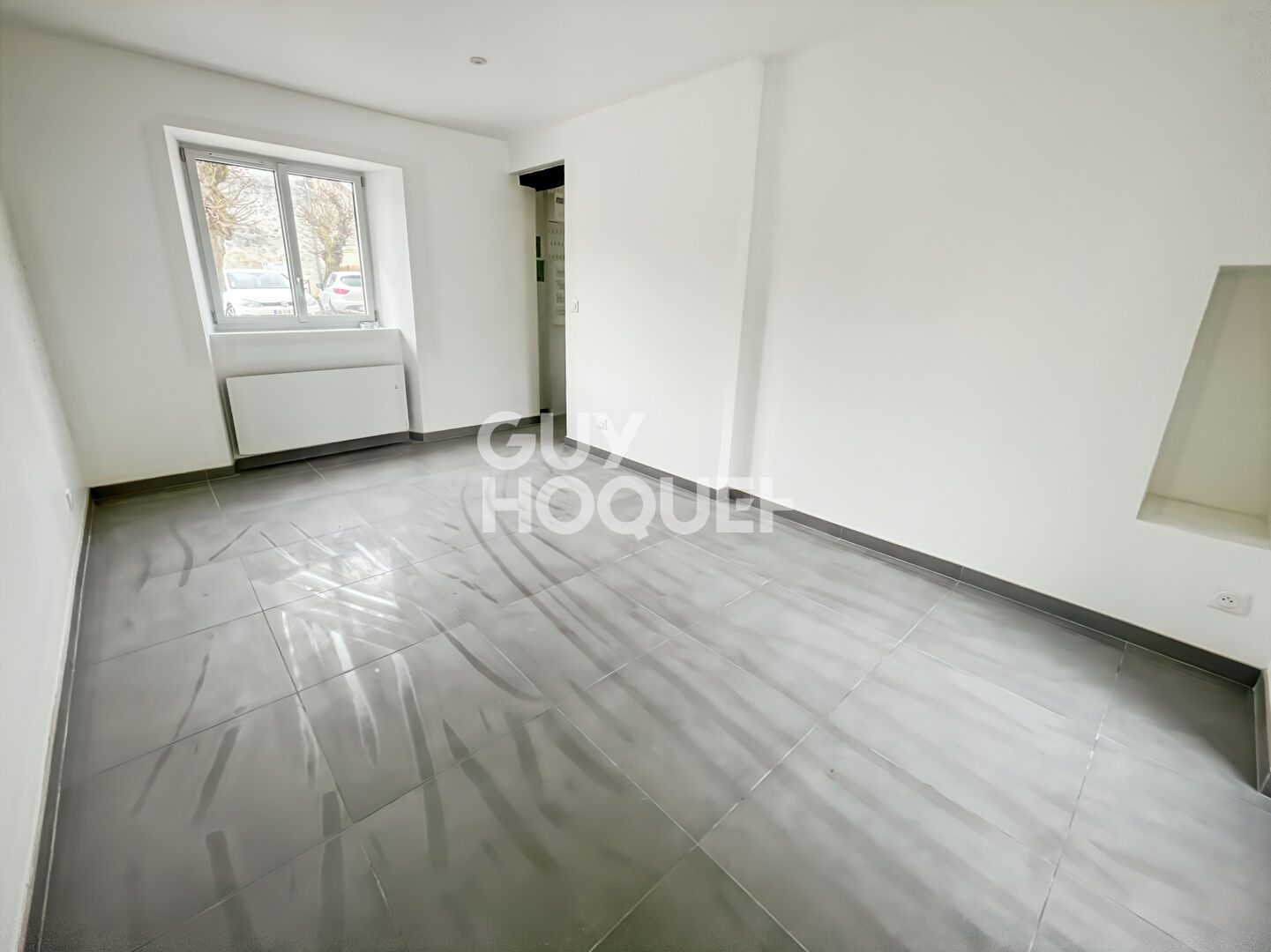 LOCATION d'une maison T4 (69 m²) à JOUY LE CHATEL