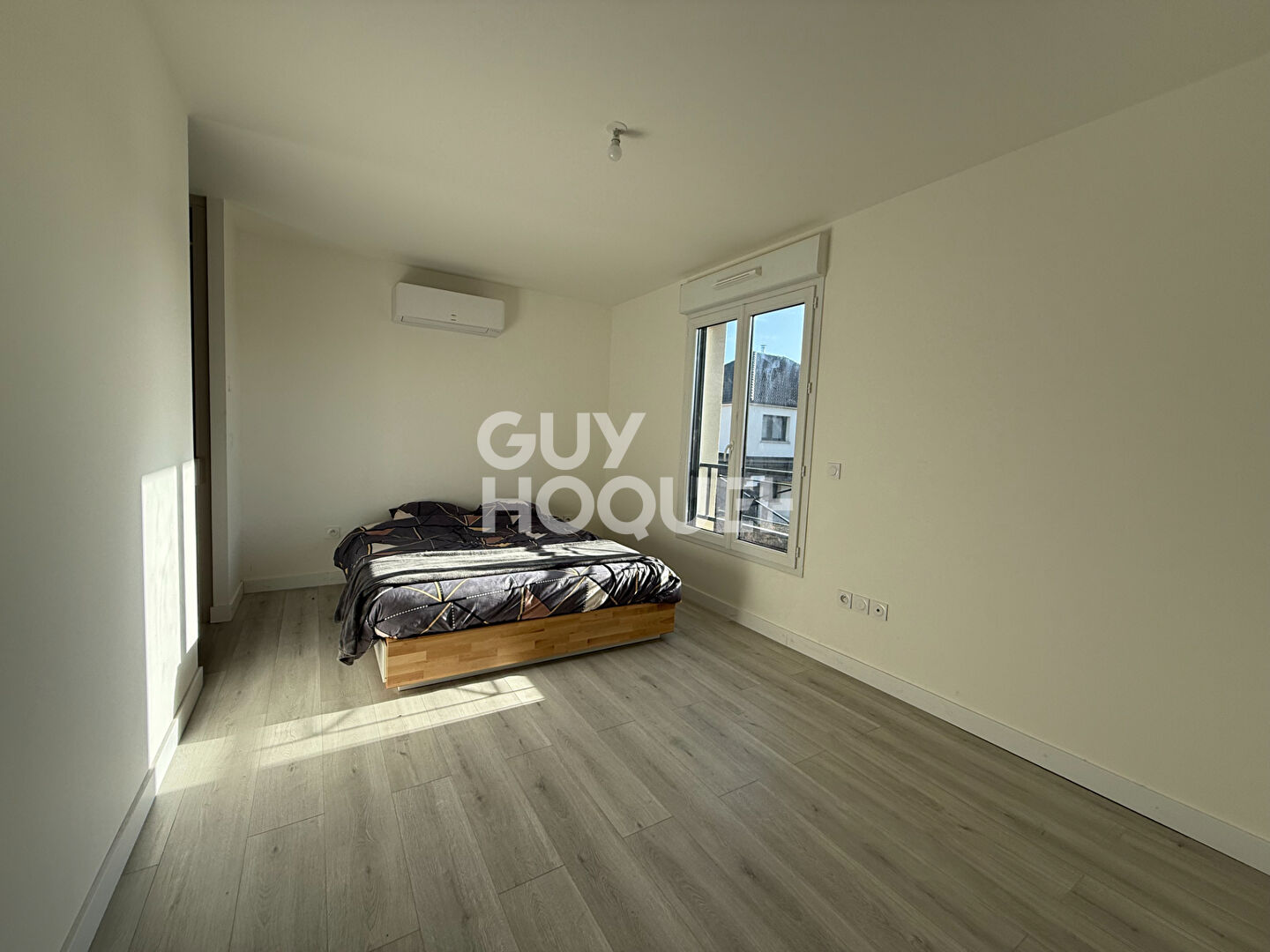 Maison à vendre à Liverdy en Brie - 7 pièces, 5 chambres