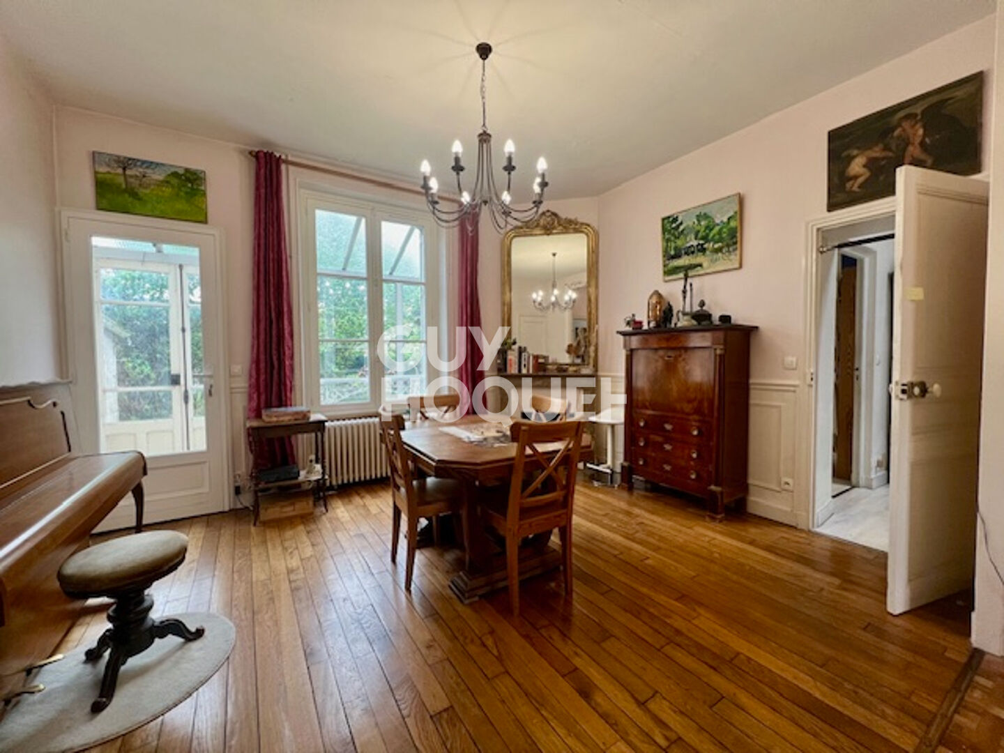 EXCLUSIVITÉ AMEPIE - MAISON MEULIÈRE AVEC CACHET, PROCHE GARE