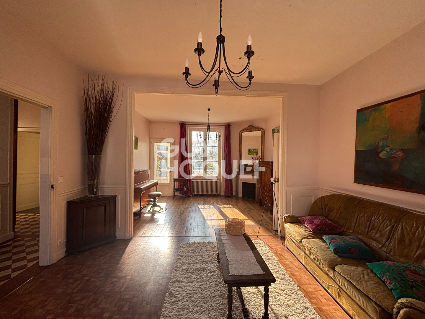 EXCLUSIVITÉ AMEPIE - MAISON MEULIÈRE AVEC CACHET, PROCHE GARE