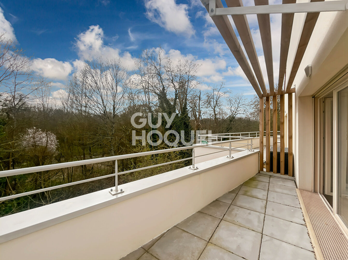 À vendre : Appartement 2 pièces à FONTENAY TRESIGNY