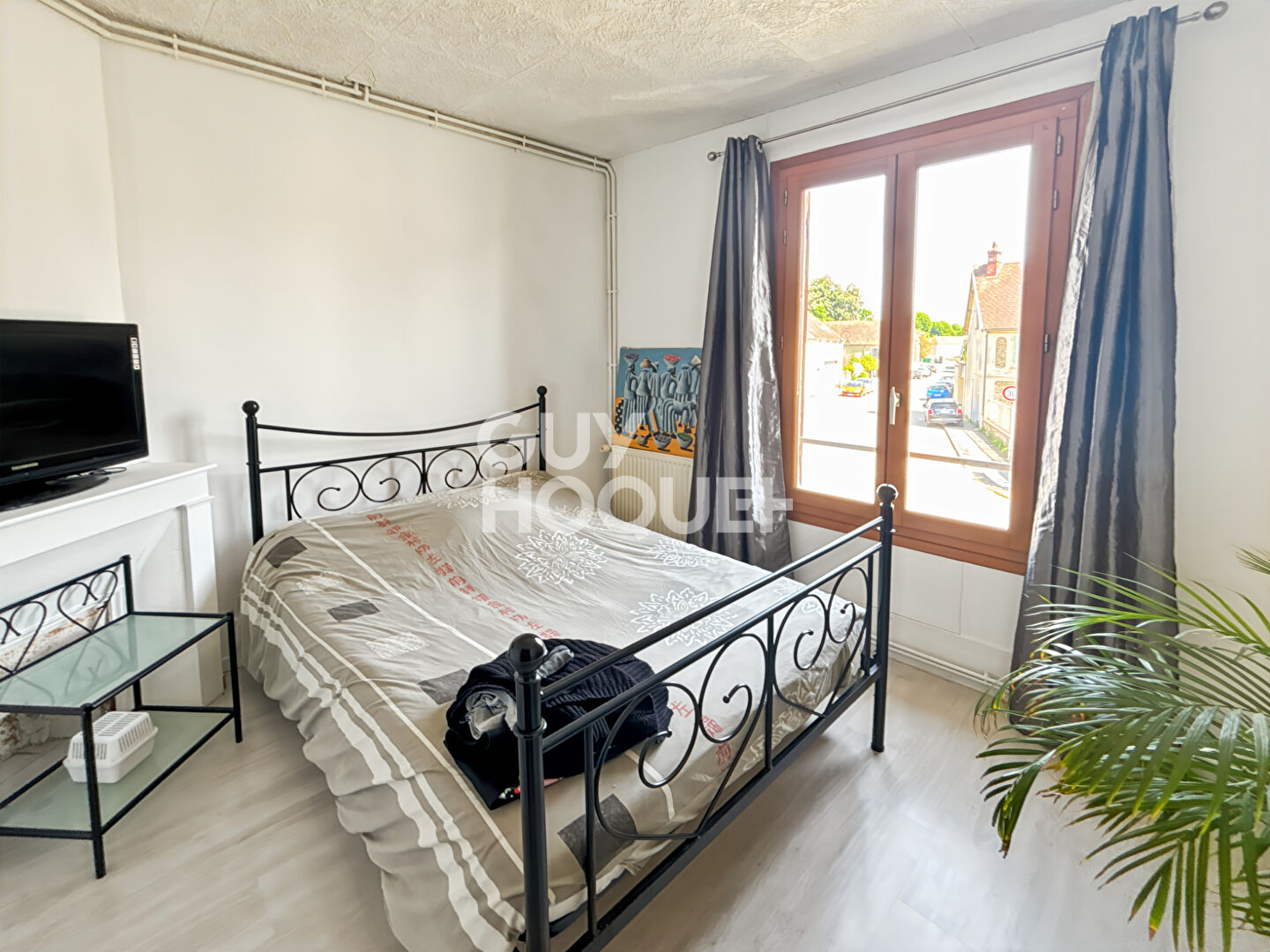 Murs commerciaux et fond de commerce A VENDRE à 5min de Fontenay-Trésigny