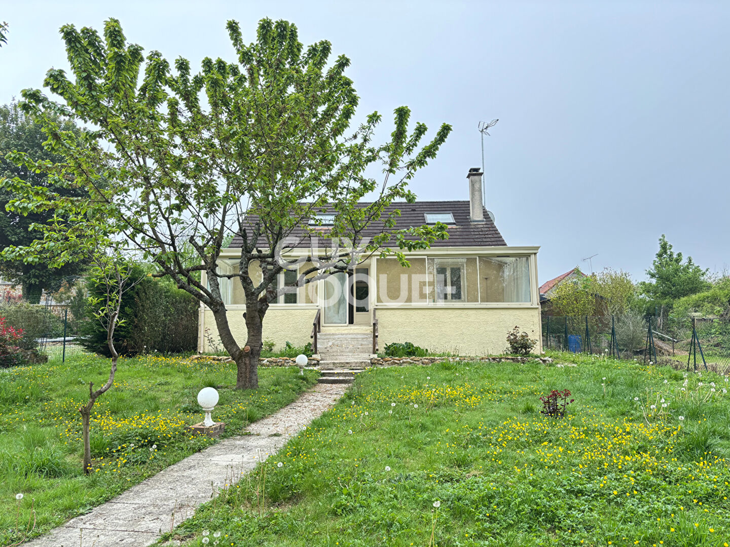 À vendre : deux maisons indépendantes sur grand terrain à Tournan-en-Brie RER E Paris ? Opportunité rare pour investisseurs ou familles