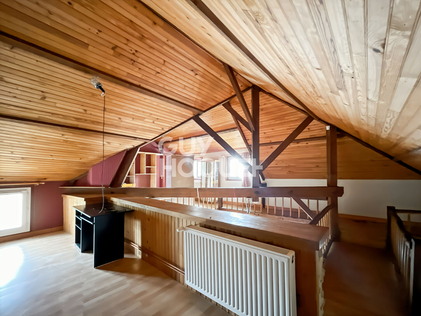 Maison Briarde avec Piscine et Beaux Volumes