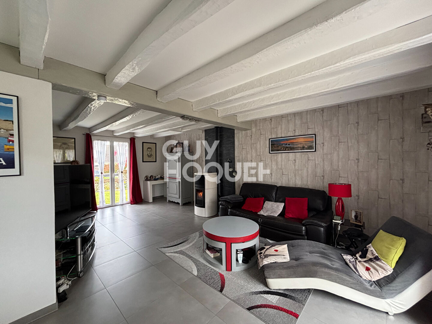 OZOUER LE VOULGIS. MAISON FAMILIALE.