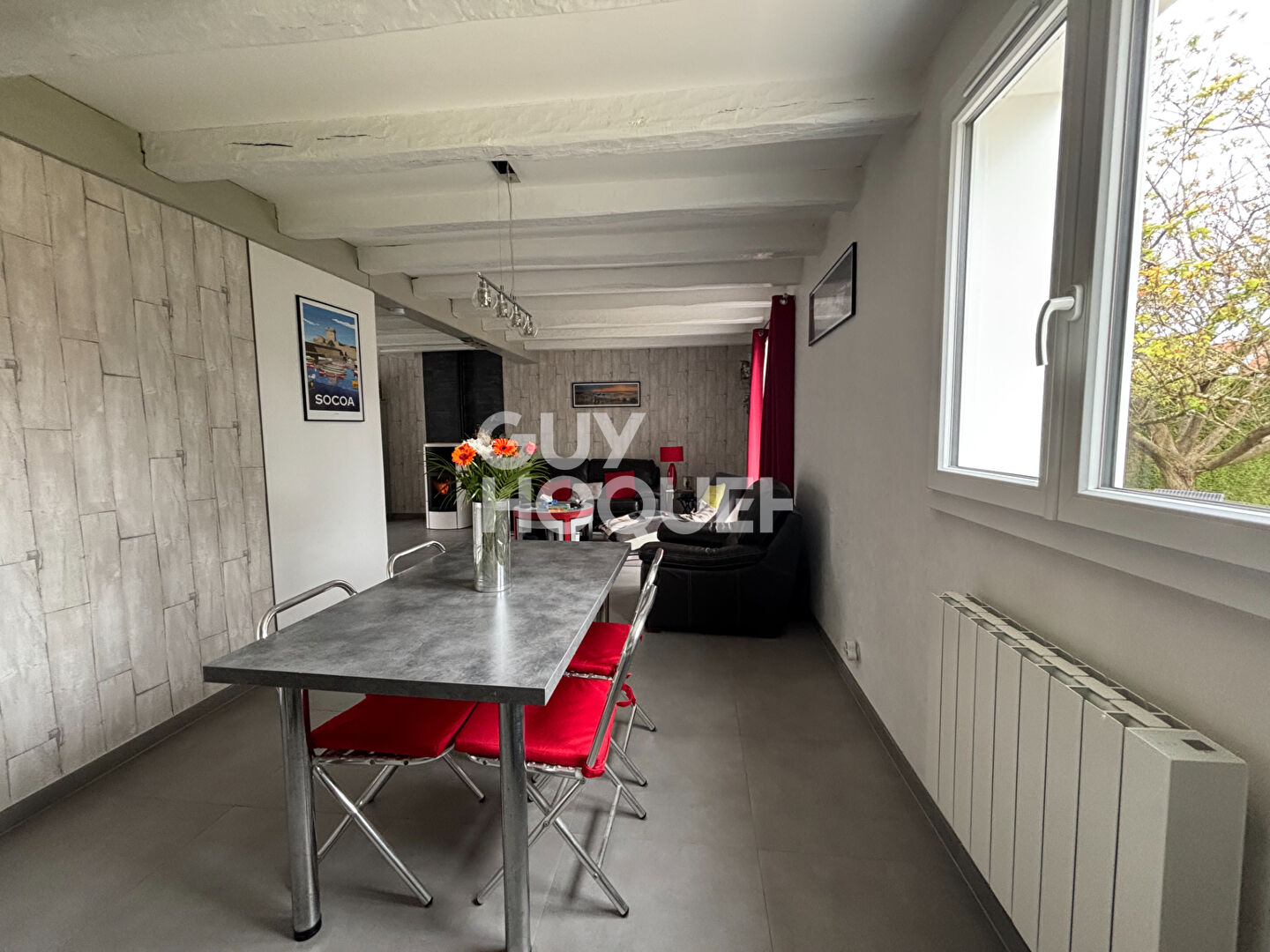 OZOUER LE VOULGIS. MAISON FAMILIALE.