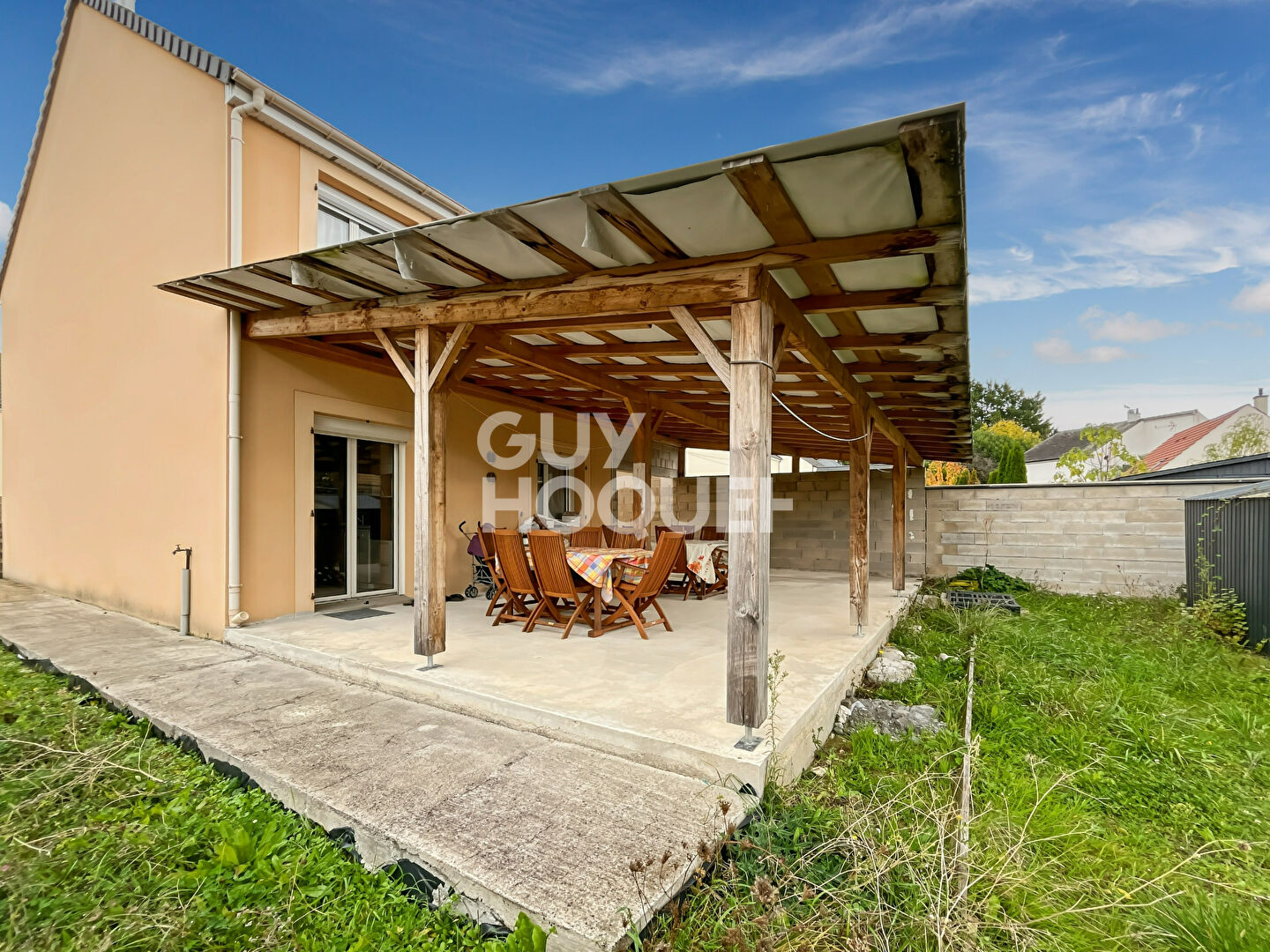 Maison à vendre à Fontenay-Trésigny - 5 pièces, 3 chambres