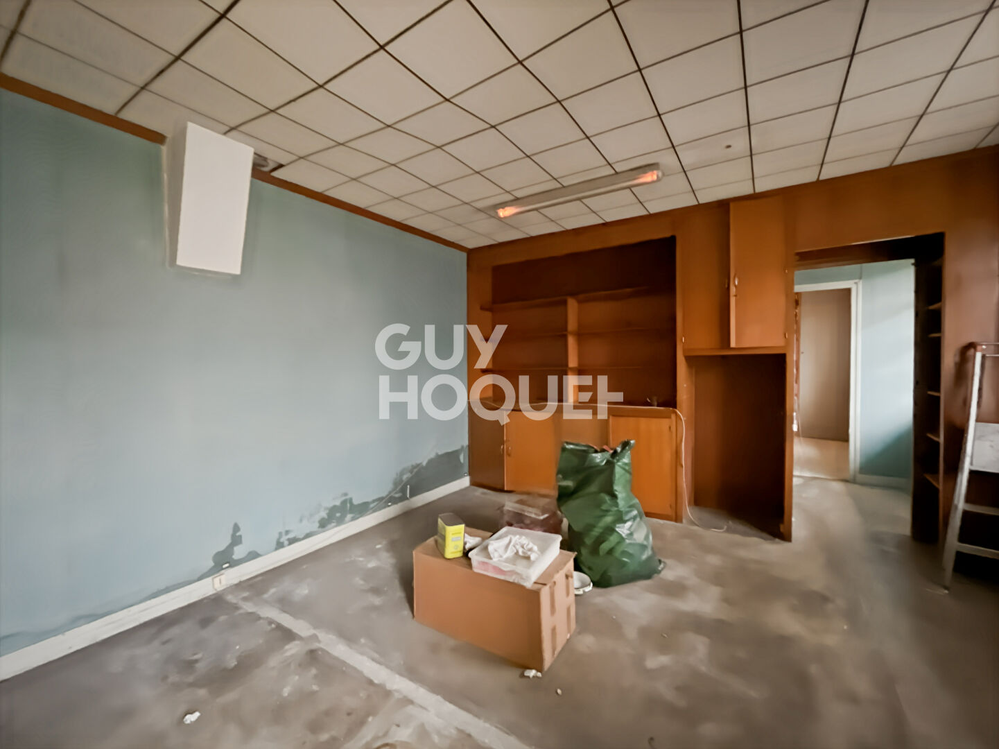 Maison à vendre à Maincy - 8 pièces, 5 chambres, fort potentiel
