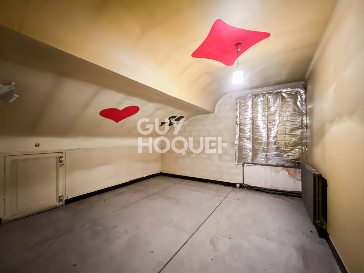 Maison à vendre à Maincy - 8 pièces, 5 chambres, fort potentiel