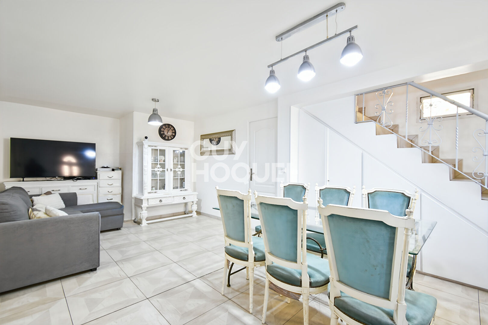 A vendre Fontenay-sous-Bois ? Maison familiale surélevée avec terrasse et garage
