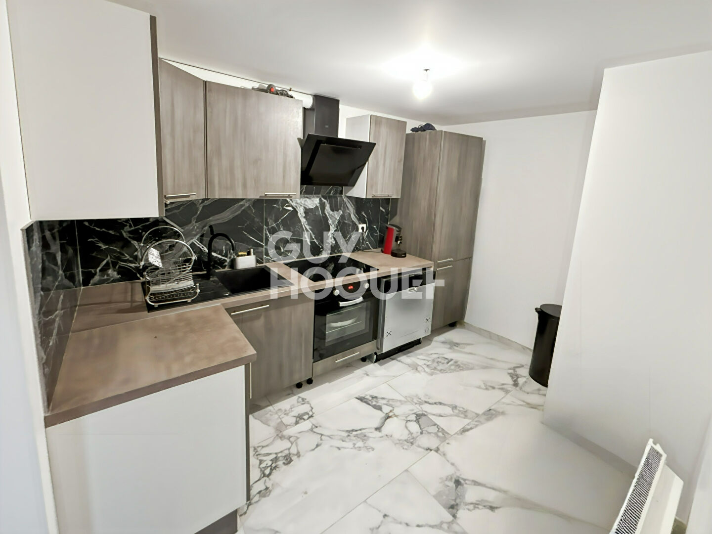 À vendre : Appartement 2 pièces à FONTENAY TRESIGNY