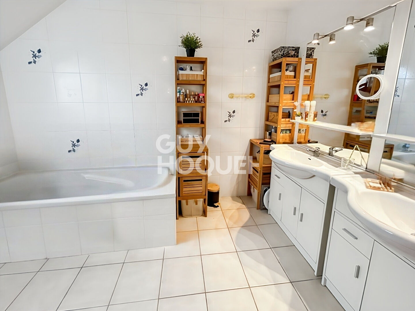 Maison 7 pièce(s) 160 m2