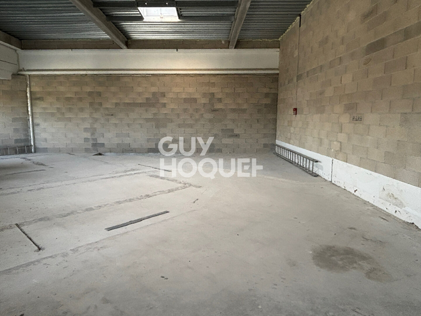 Local commercial à vendre à Fontenay Trésigny