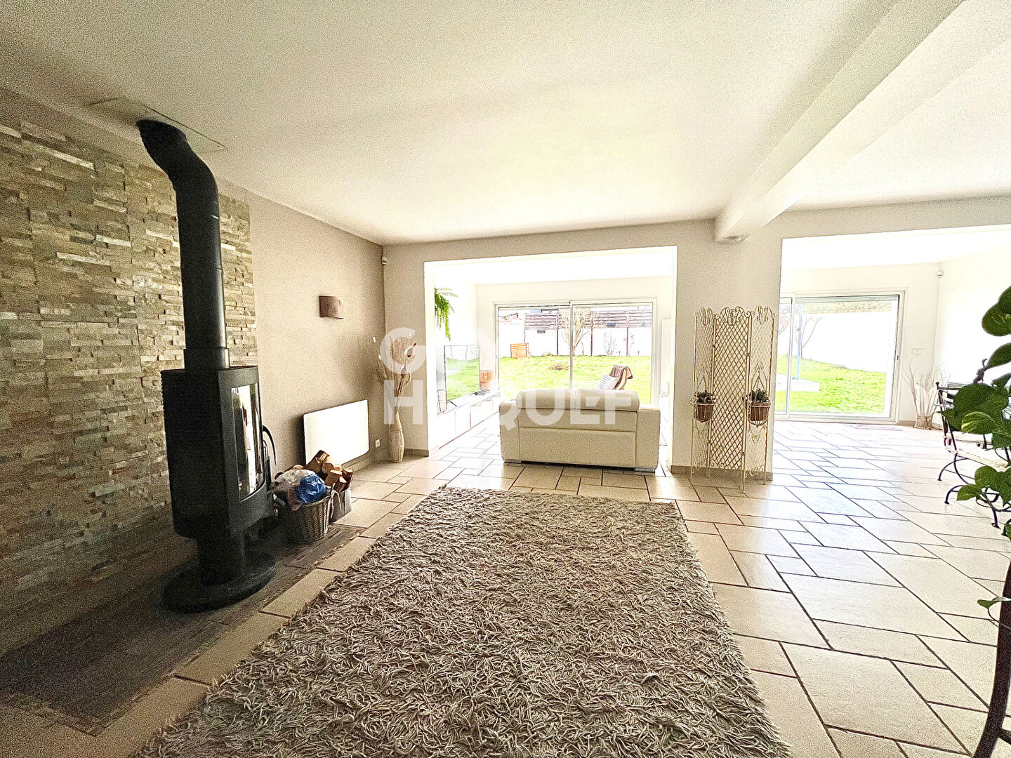 MAISON 7 PIECES A PRESLES-EN-BRIE