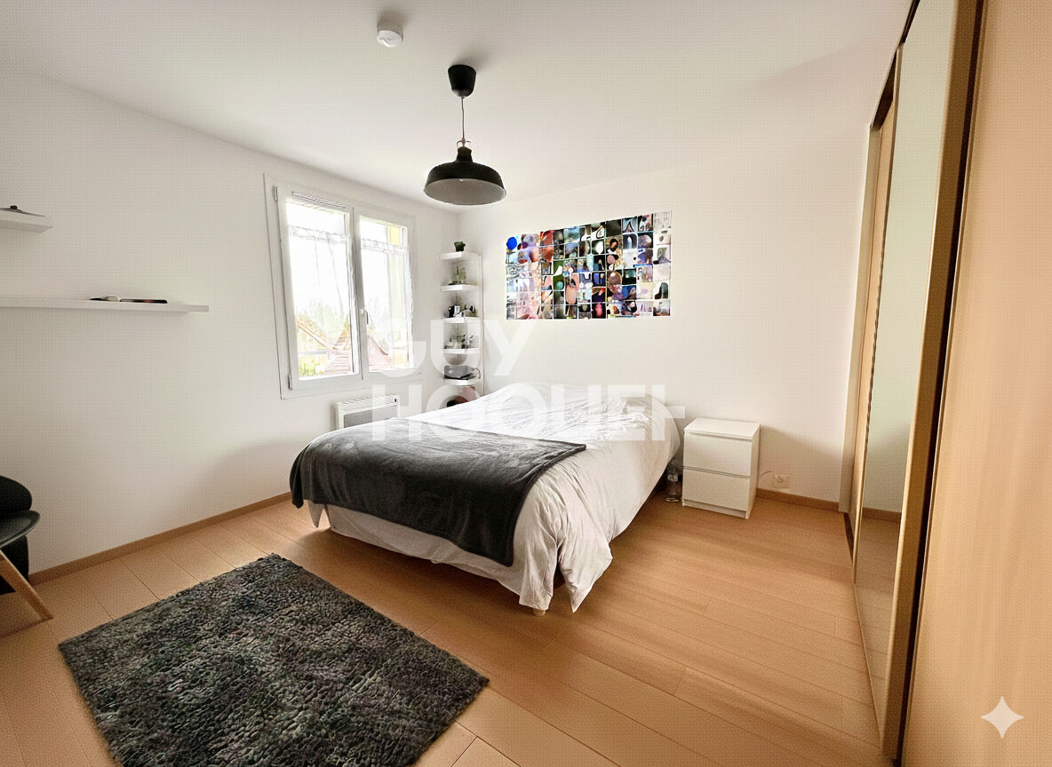 MAISON 7 PIECES A PRESLES-EN-BRIE