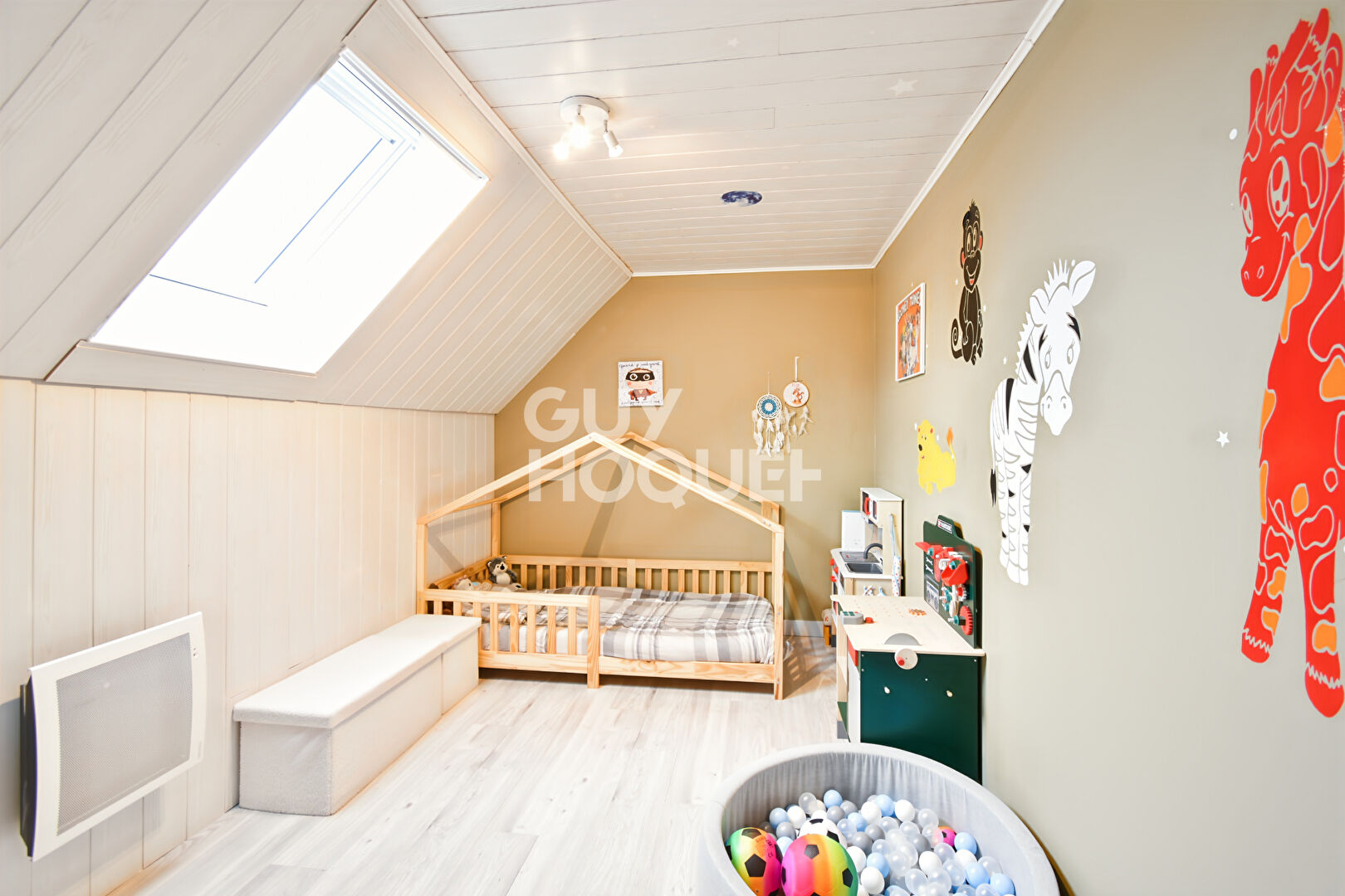 Maison Liverdy En Brie  4 pièce(s)