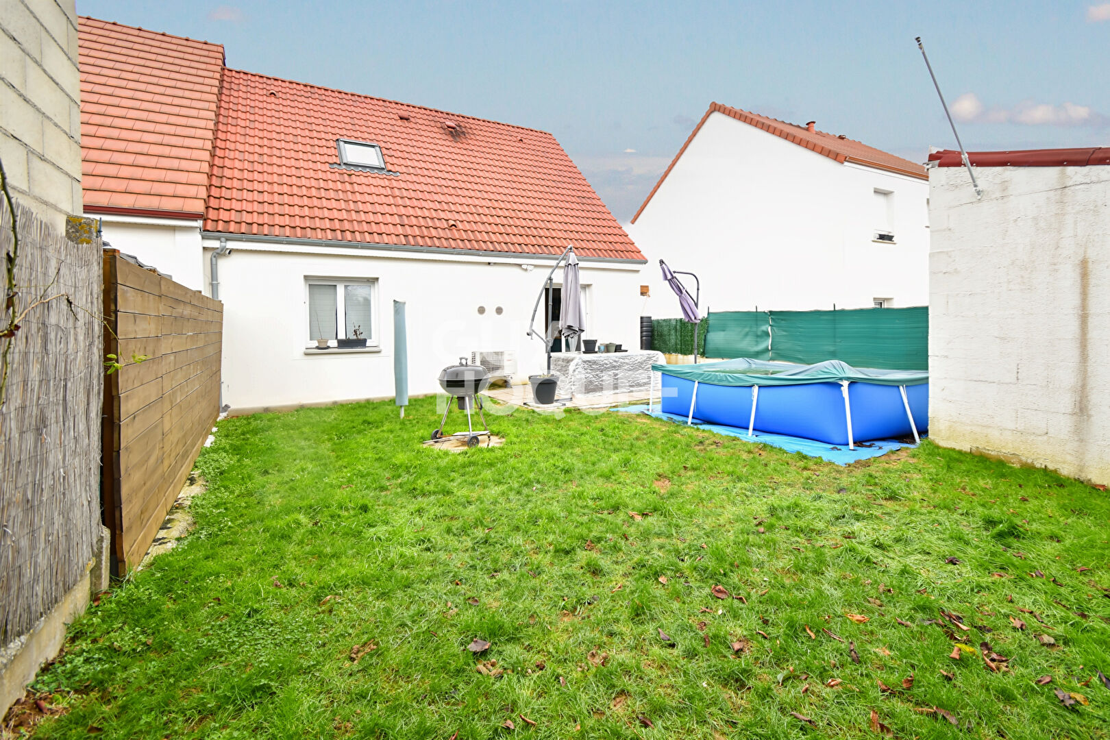 Maison Liverdy En Brie  4 pièce(s)