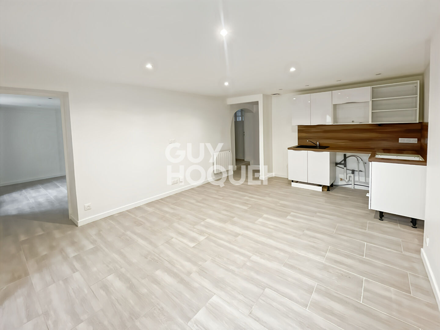 À vendre : Appartement 3 pièces à FONTENAY TRESIGNY