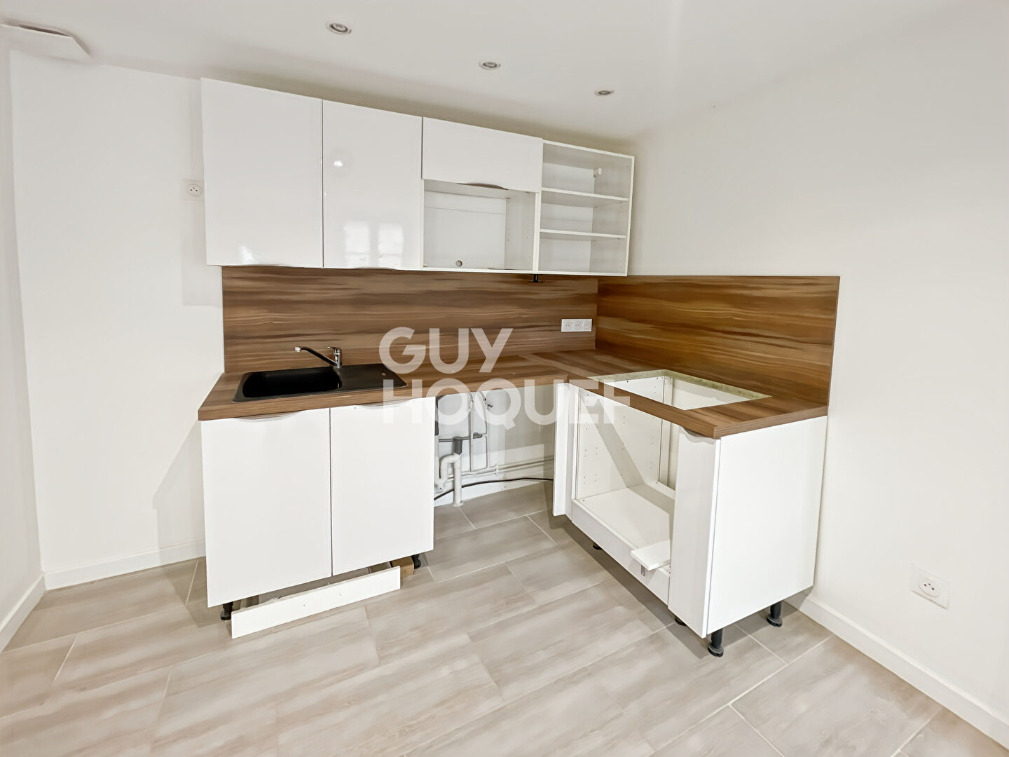 À vendre : Appartement 3 pièces à FONTENAY TRESIGNY