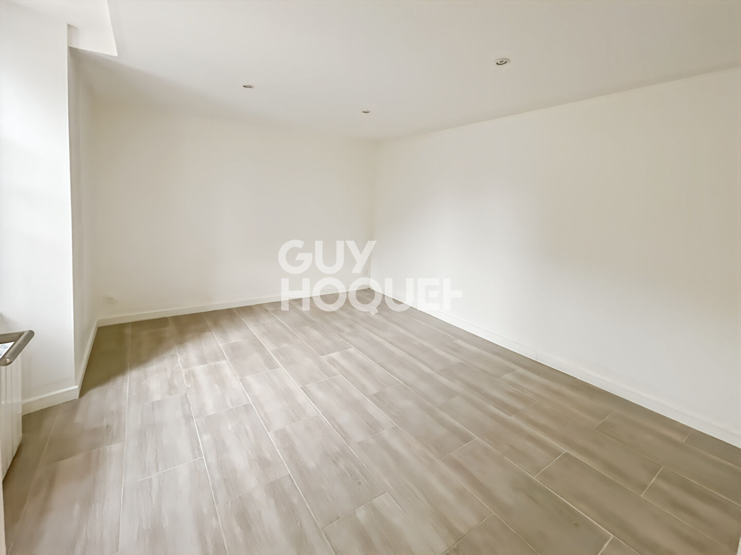 À vendre : Appartement 3 pièces à FONTENAY TRESIGNY