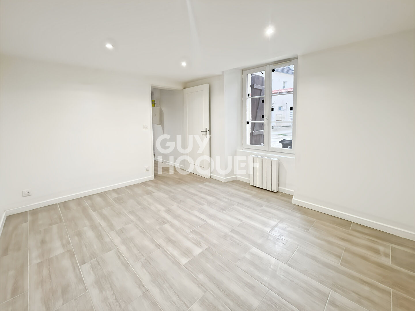 À vendre : Appartement 3 pièces à FONTENAY TRESIGNY